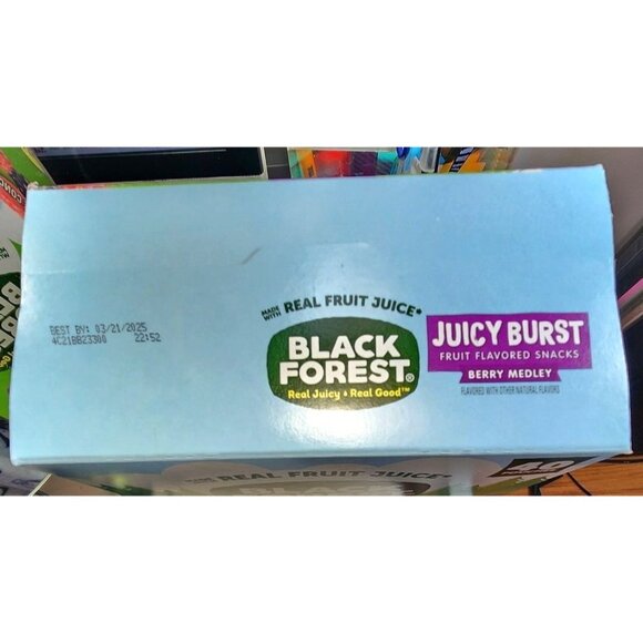 Black Forest Juicy Burst Fruit Flavored Berry Medley 40 Pouch 0.8 oz 22g Pouches - Picture 14 of 15